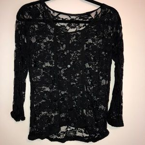 Lace black top